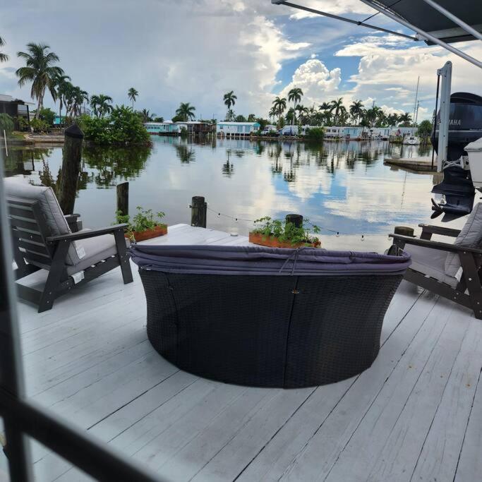 Cay Cove Retreat Villa Matlacha ภายนอก รูปภาพ